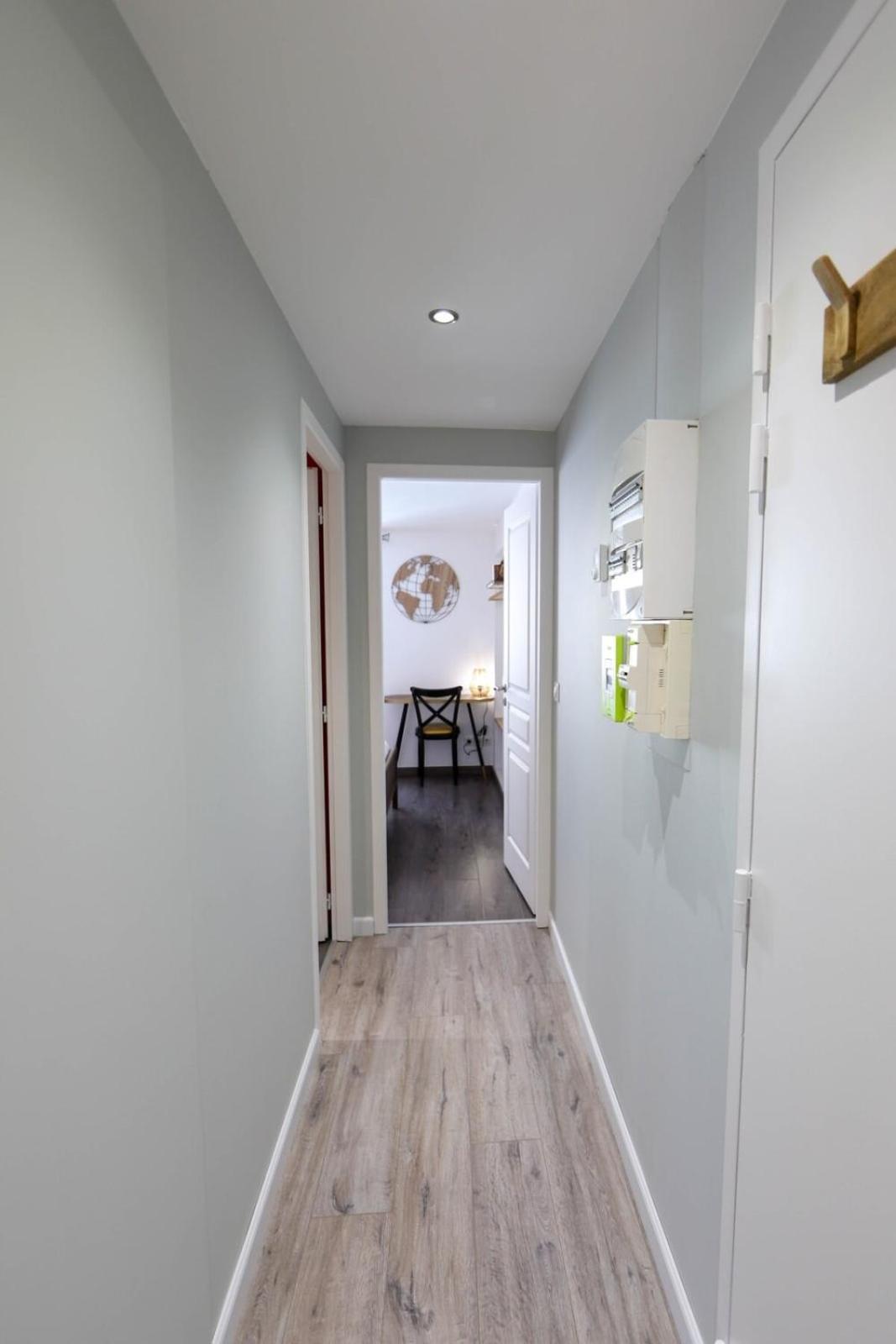 A L'Aventure ! Joli T2 Avec Balcon Centre Ville Анси Екстериор снимка