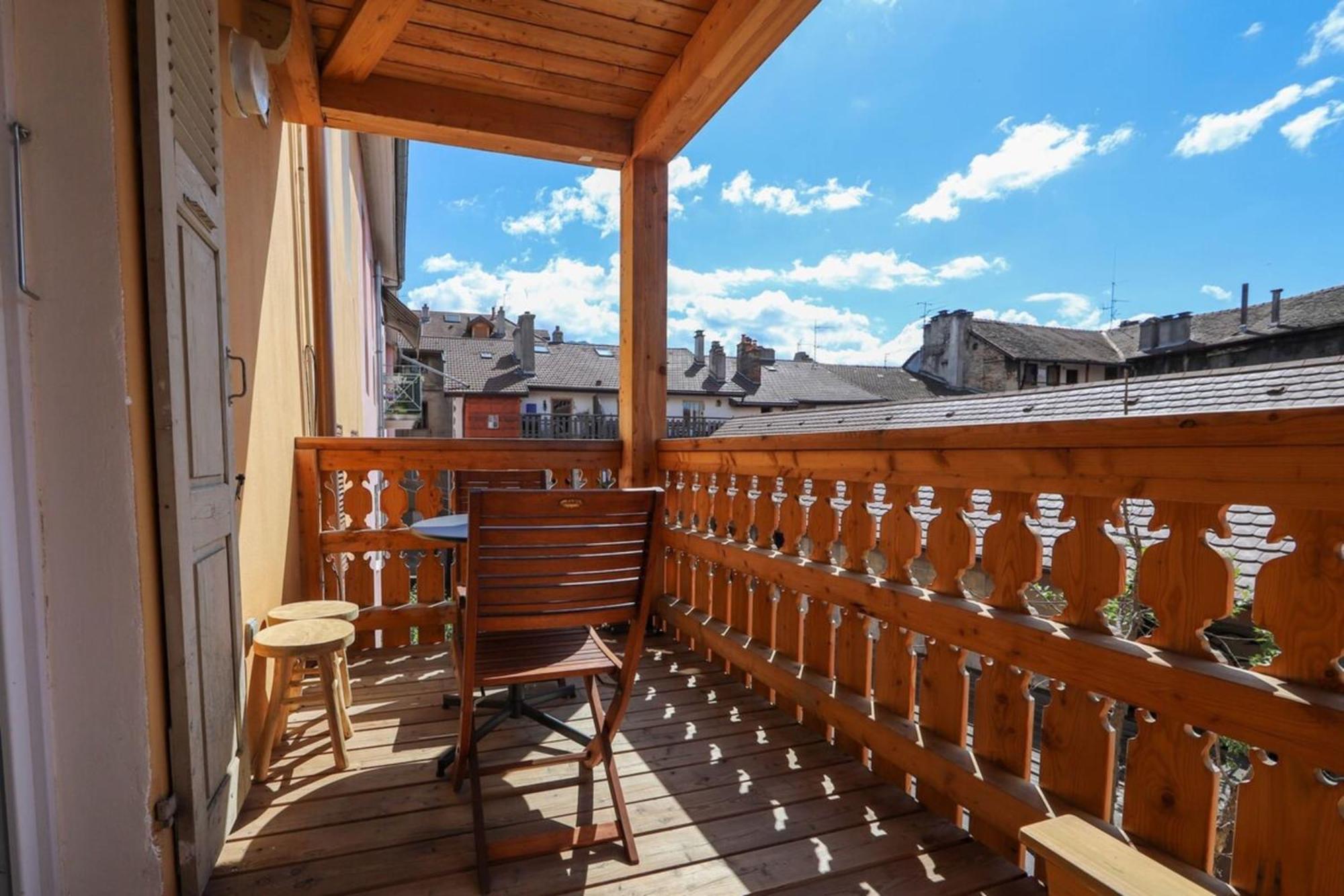A L'Aventure ! Joli T2 Avec Balcon Centre Ville Анси Екстериор снимка